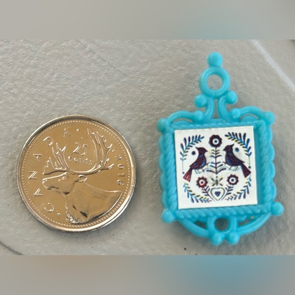 Vintage fridge magnets - Picture 2 of 2